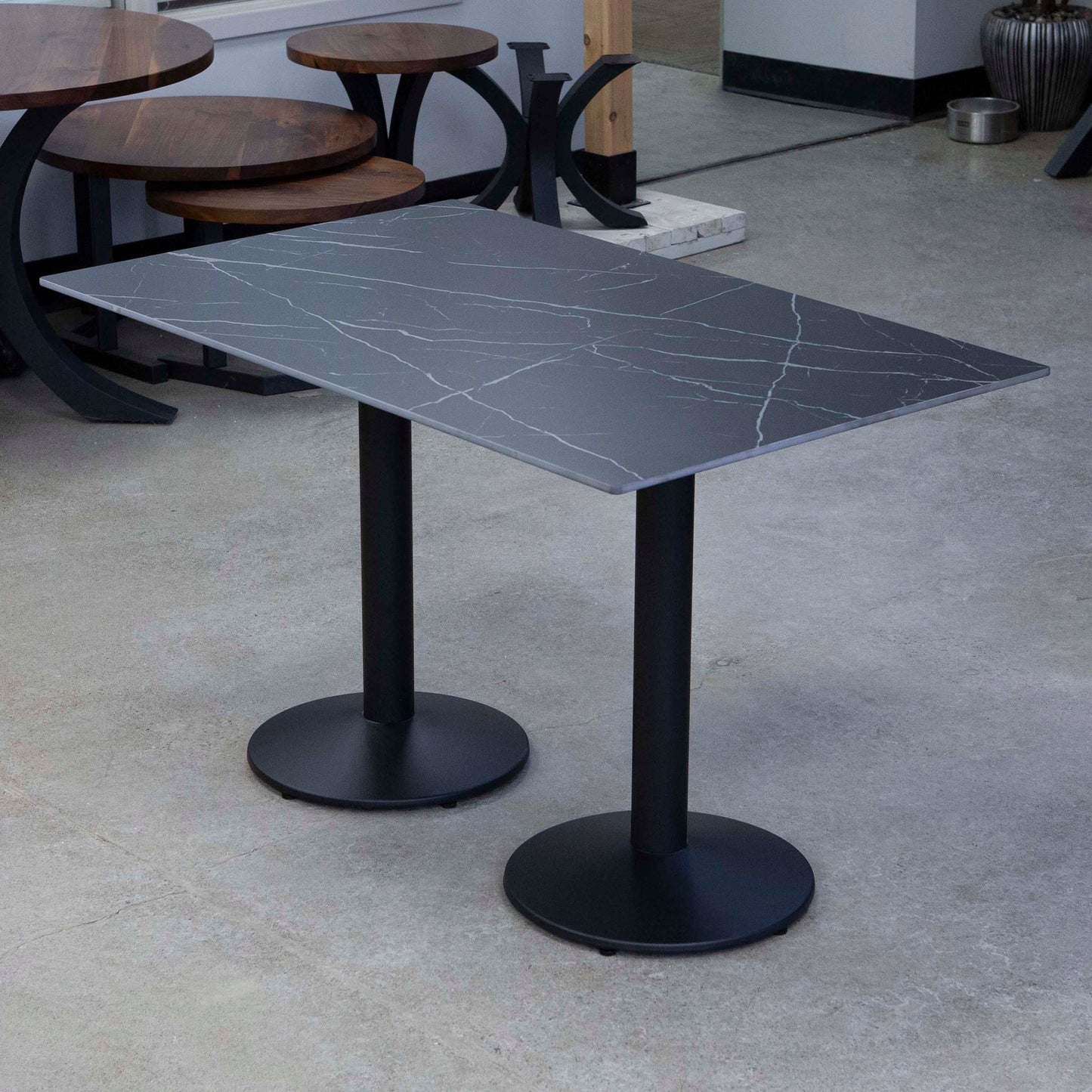 sintered stone restaurant tables