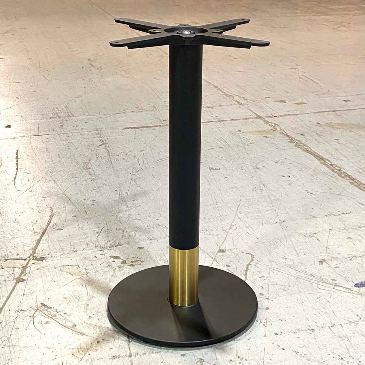 Gold Color Skirting Round Table Base in Cast Iron, #JK3143