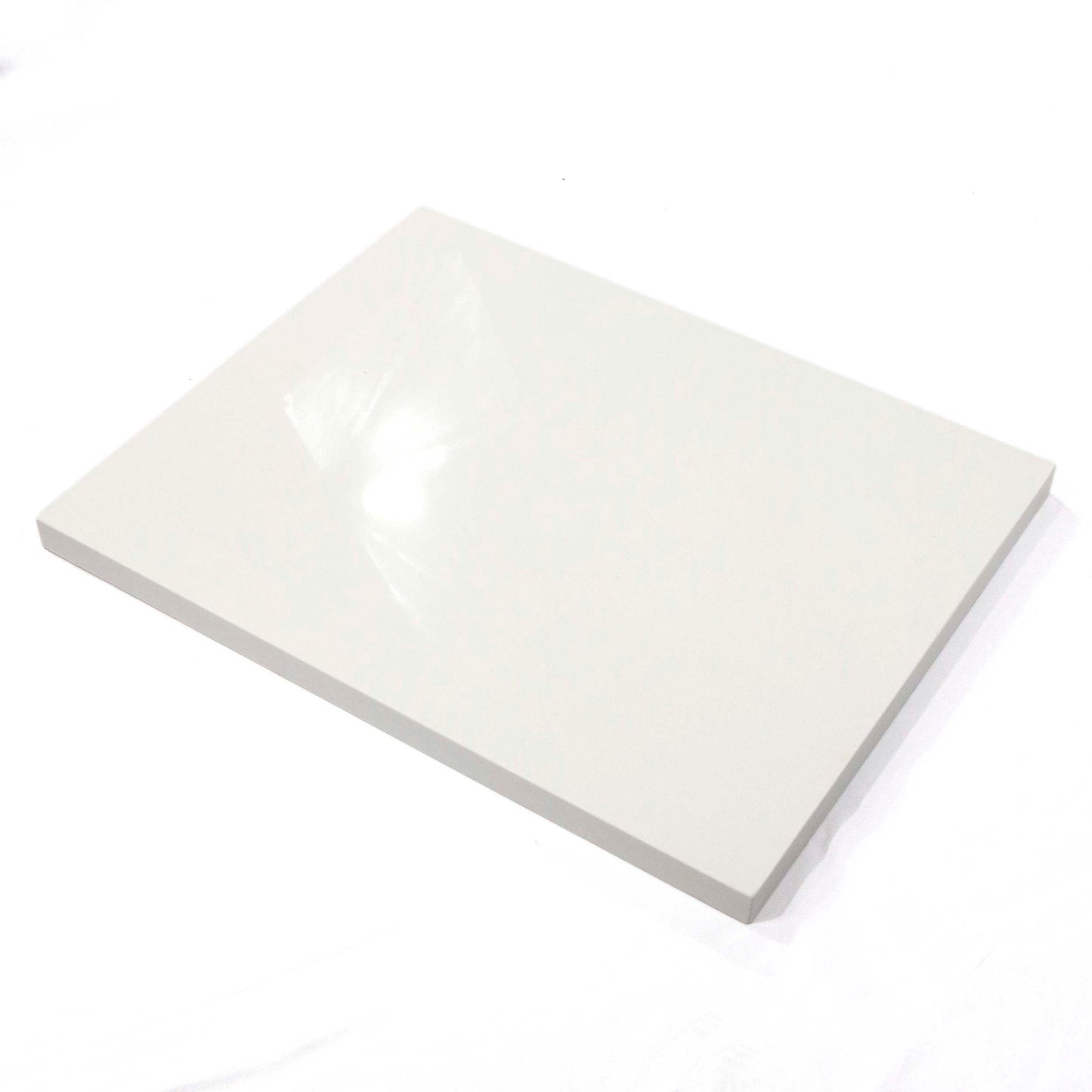 white solid quartz table tops