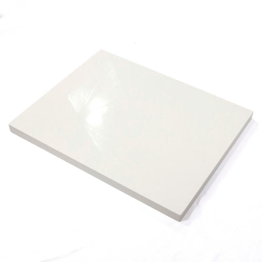 white solid quartz table tops
