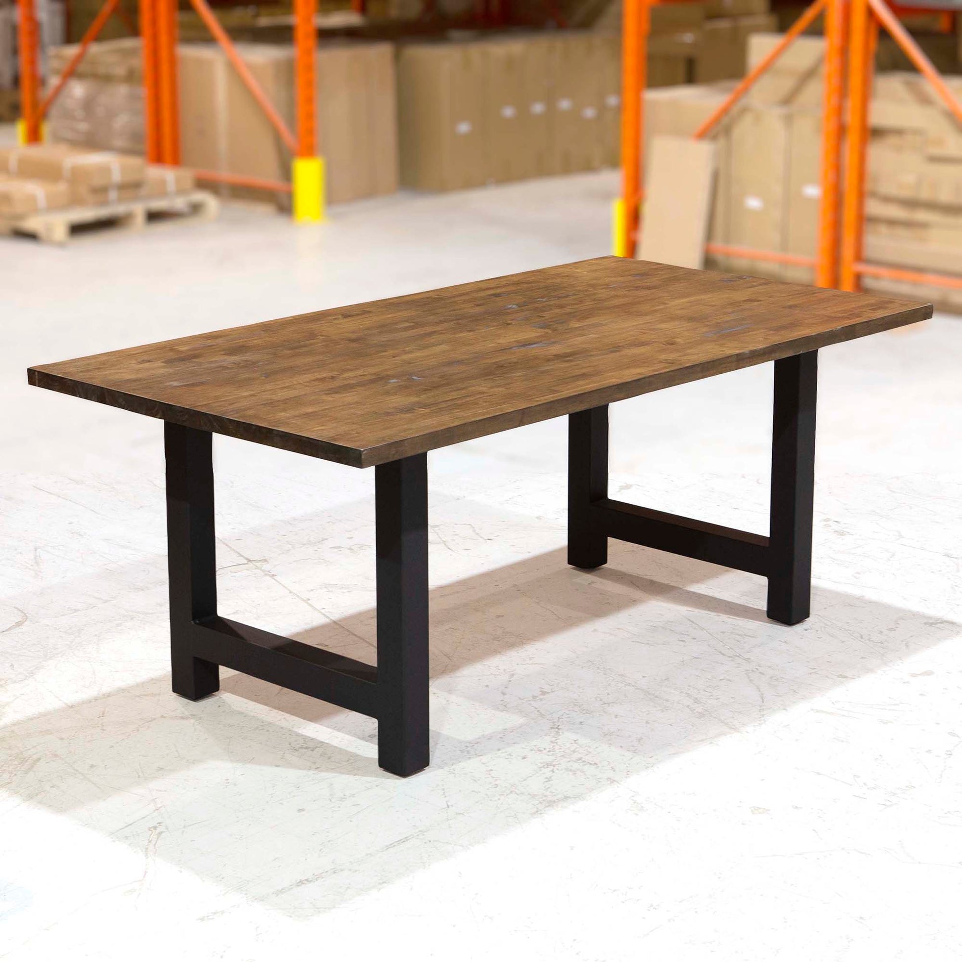 H-frame dining table legs