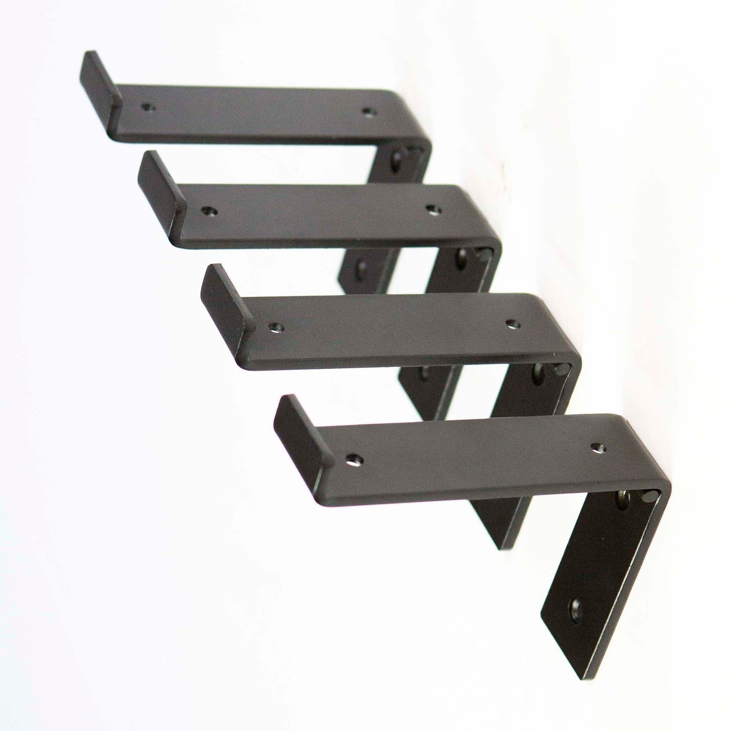 shelf brackets with lip